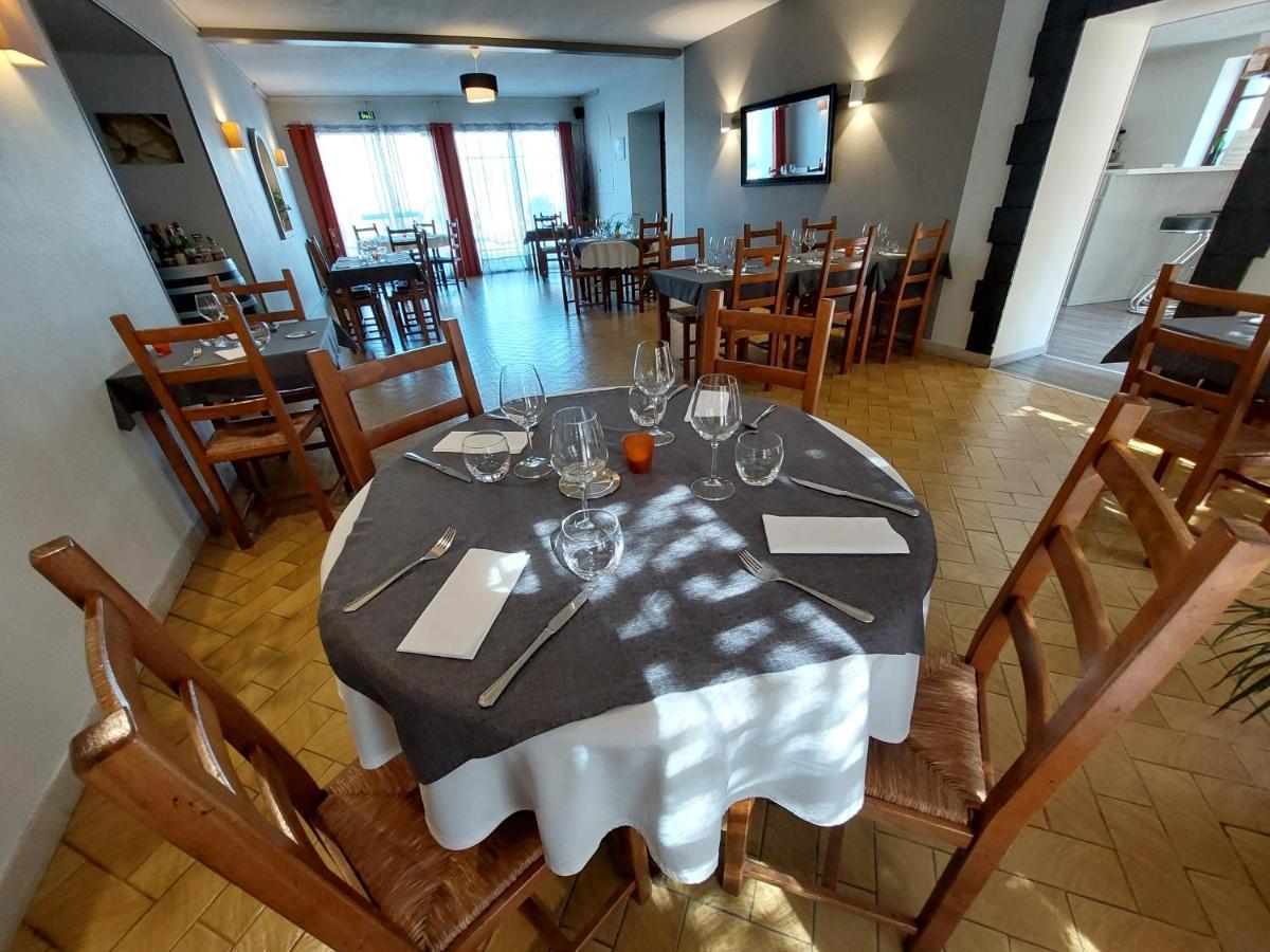 L'Accent - Hotel 2 Etoiles Et Restaurant - Logis Hotels Astaffort Kültér fotó